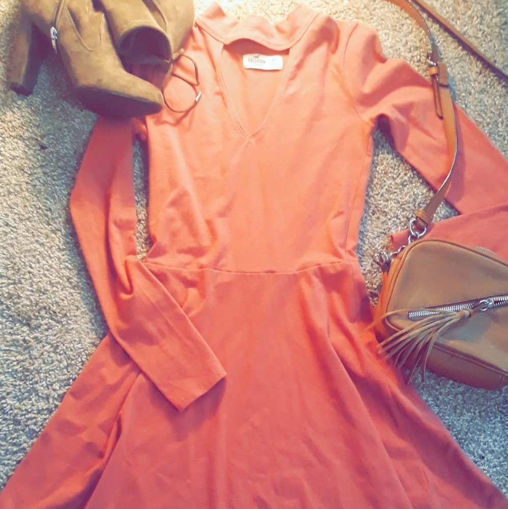 Hollister Long Sleeve Cut Out Dress